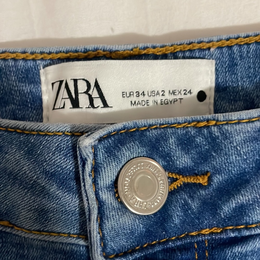 Zara Flare Bottom Jeans - Picture 5 of 7